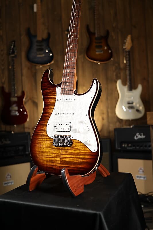 Электрогитара Suhr Standard Plus HSS with Pau Ferro Fretboard Bengal Burst 5625
Электрогитара Suhr Standard Plus HSS with Pau Ferro Fretboard Bengal Burst 5625