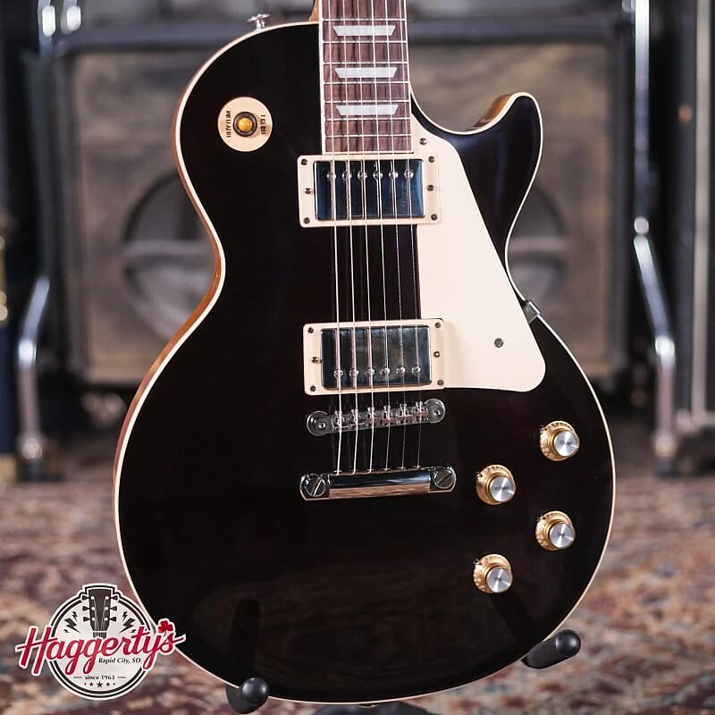 Электрогитара Gibson Les Paul Standard 60s Figured Top - Translucent Oxblood with Hardshell Case
Электрогитара Gibson Les Paul Standard 60s Figured Top - Translucent Oxblood with Hardshell Case