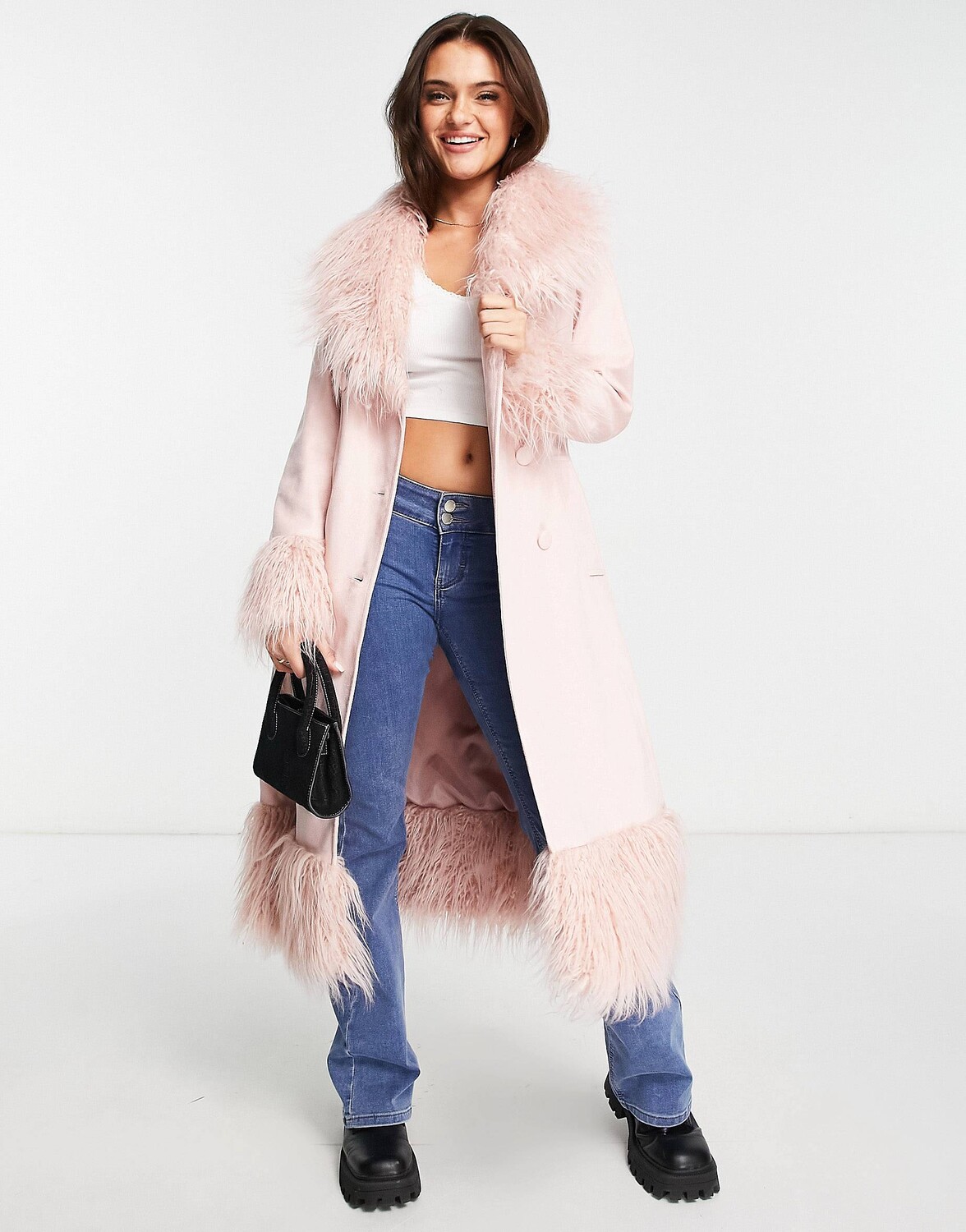 Макси-пальто Miss Selfridge из замши с искусственной монгольской отделкой, Белый
Макси-пальто Miss Selfridge из замши с искусственной монгольской отделкой, Белый
