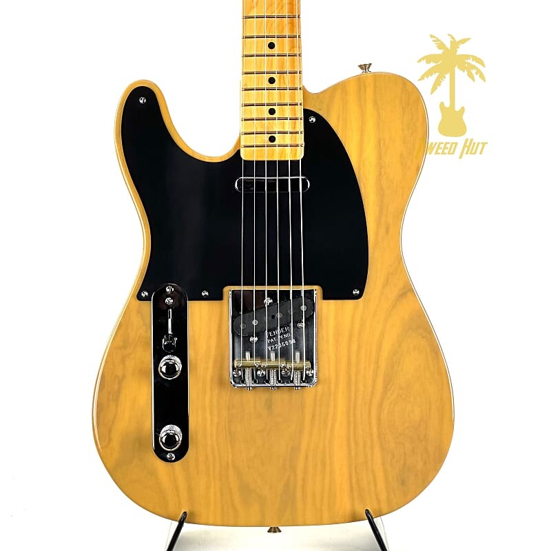 Fender American Vintage II 1951 Telecaster, левая рука, кленовый гриф, цвет ириски American Vintage II 1951 Telecaster Left-Hand, Maple Fingerboard, Butterscotch Blonde
Fender American Vintage II 1951 Telecaster, левая рука, кленовый гриф, цвет ириски American Vintage II 1951 Telecaster Left-Hand, Maple Fingerboard, Butterscotch Blonde