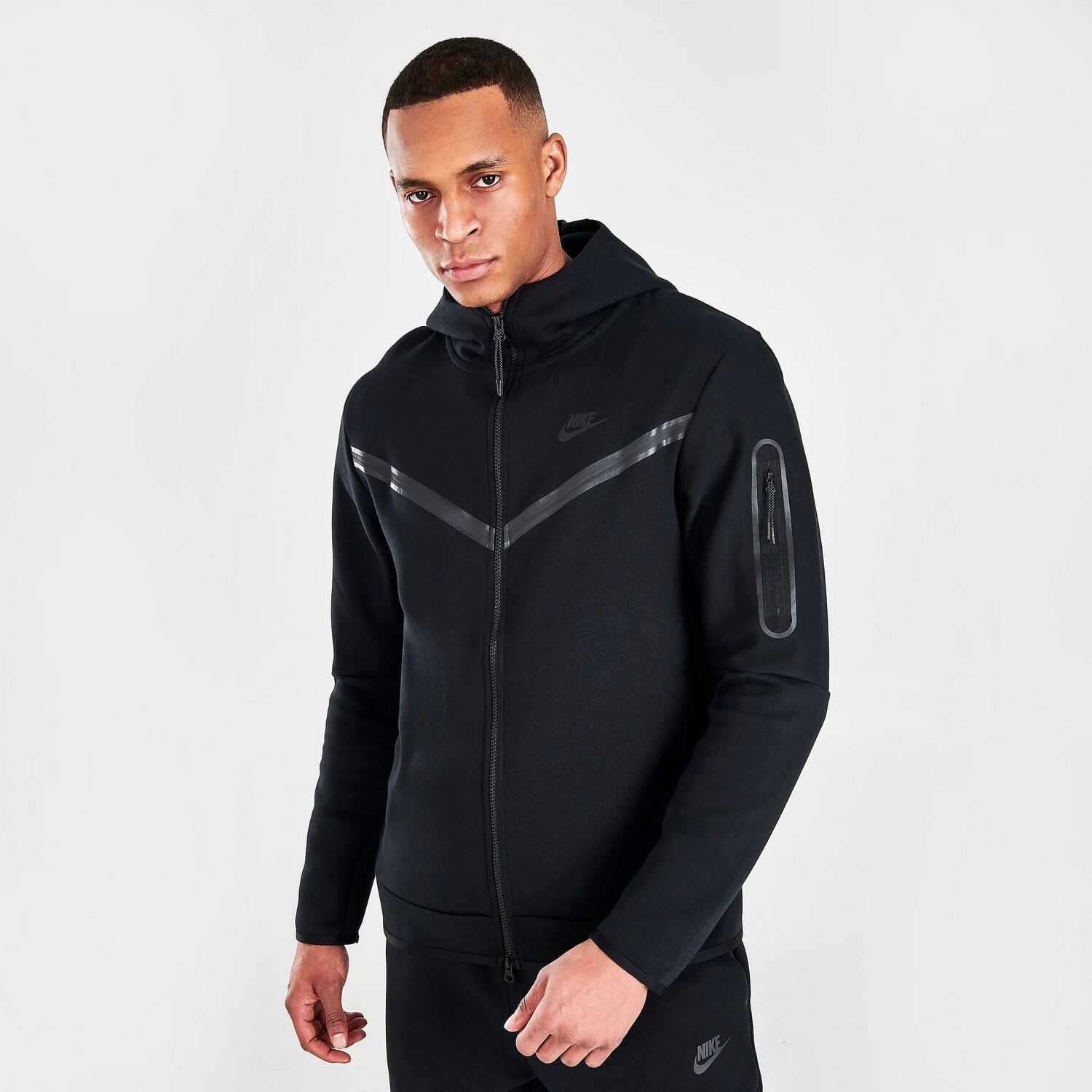 Мужская толстовка с капюшоном Nike Sportswear Tech Fleece с молнией во всю длину, черный
Мужская толстовка с капюшоном Nike Sportswear Tech Fleece с молнией во всю длину, черный