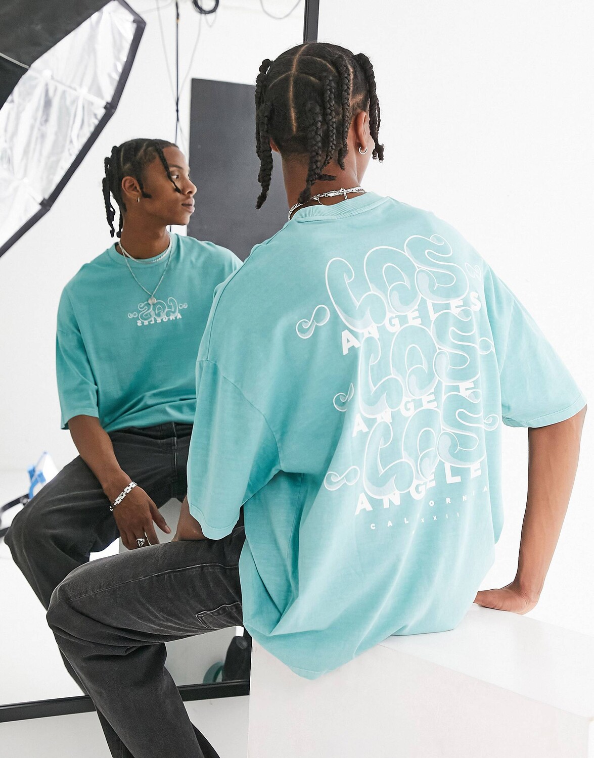 Голубая оверсайз-футболка ASOS DESIGN с принтом города Лос-Анджелес спереди и сзади ASOS DESIGN
Голубая оверсайз-футболка ASOS DESIGN с принтом города Лос-Анджелес спереди и сзади ASOS DESIGN