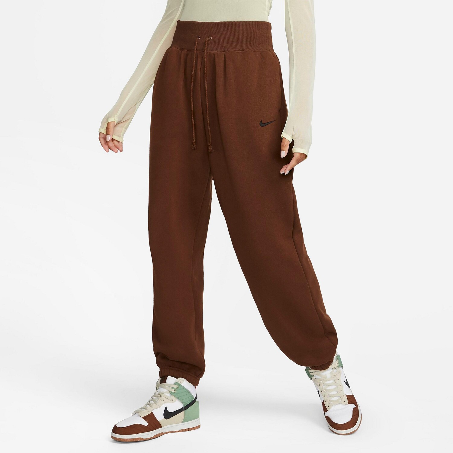Женские брюки свободного кроя из флиса Nike Sportswear Phoenix Fleece, коричневый
Женские брюки свободного кроя из флиса Nike Sportswear Phoenix Fleece, коричневый