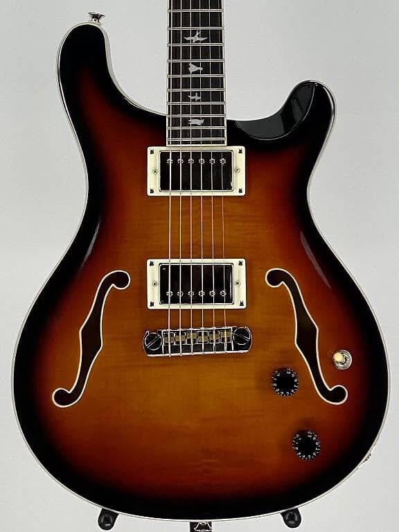 Электрогитара Paul Reed Smith PRS SE Hollowbody II Tri Color Burst Серийный номер: D09698
Электрогитара Paul Reed Smith PRS SE Hollowbody II Tri Color Burst Серийный номер: D09698