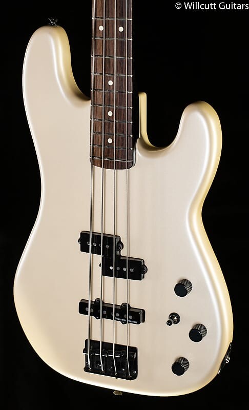 Fender Duff McKagan Precision Bass Палисандр Накладка на гриф Жемчужно-белый (148) Бас-гитара
Fender Duff McKagan Precision Bass Палисандр Накладка на гриф Жемчужно-белый (148) Бас-гитара
