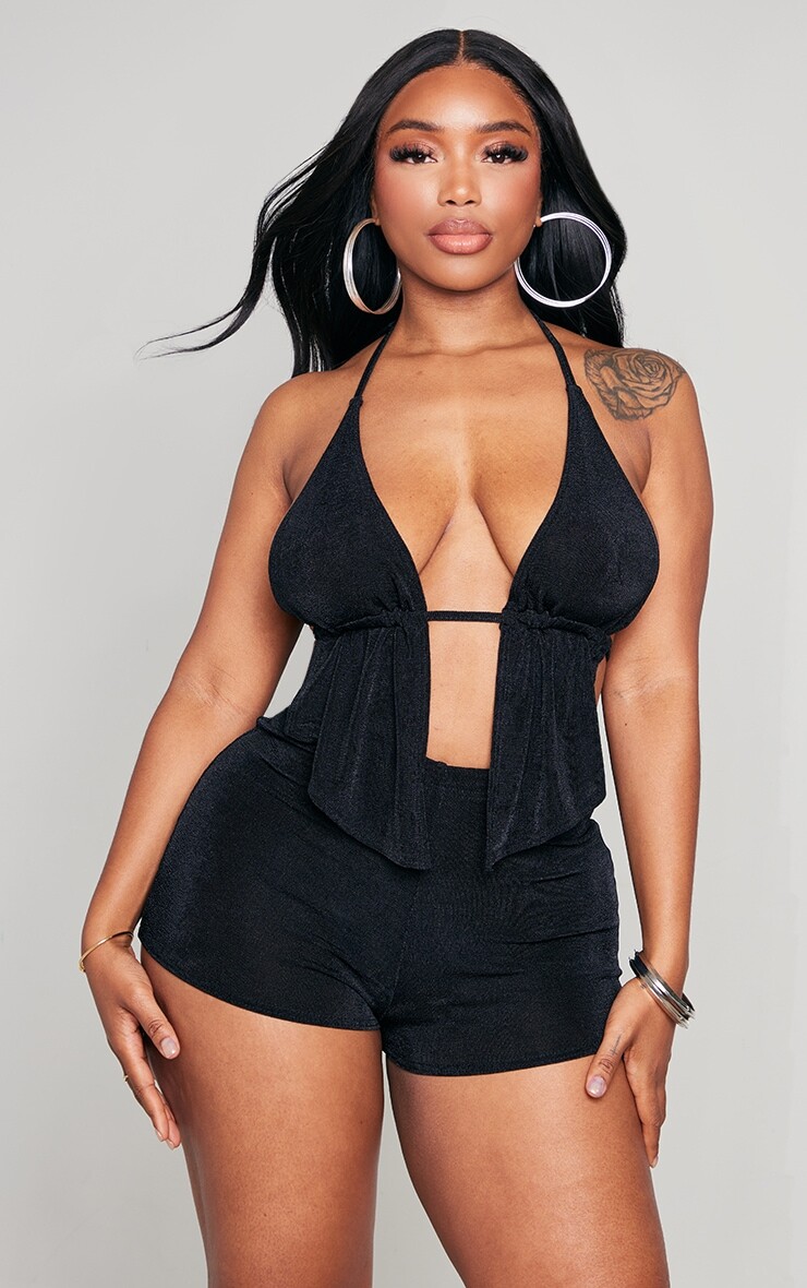 PrettyLittleThing Черный облегающий топ из ацетата со сборками и воротником-халтер
PrettyLittleThing Черный облегающий топ из ацетата со сборками и воротником-халтер