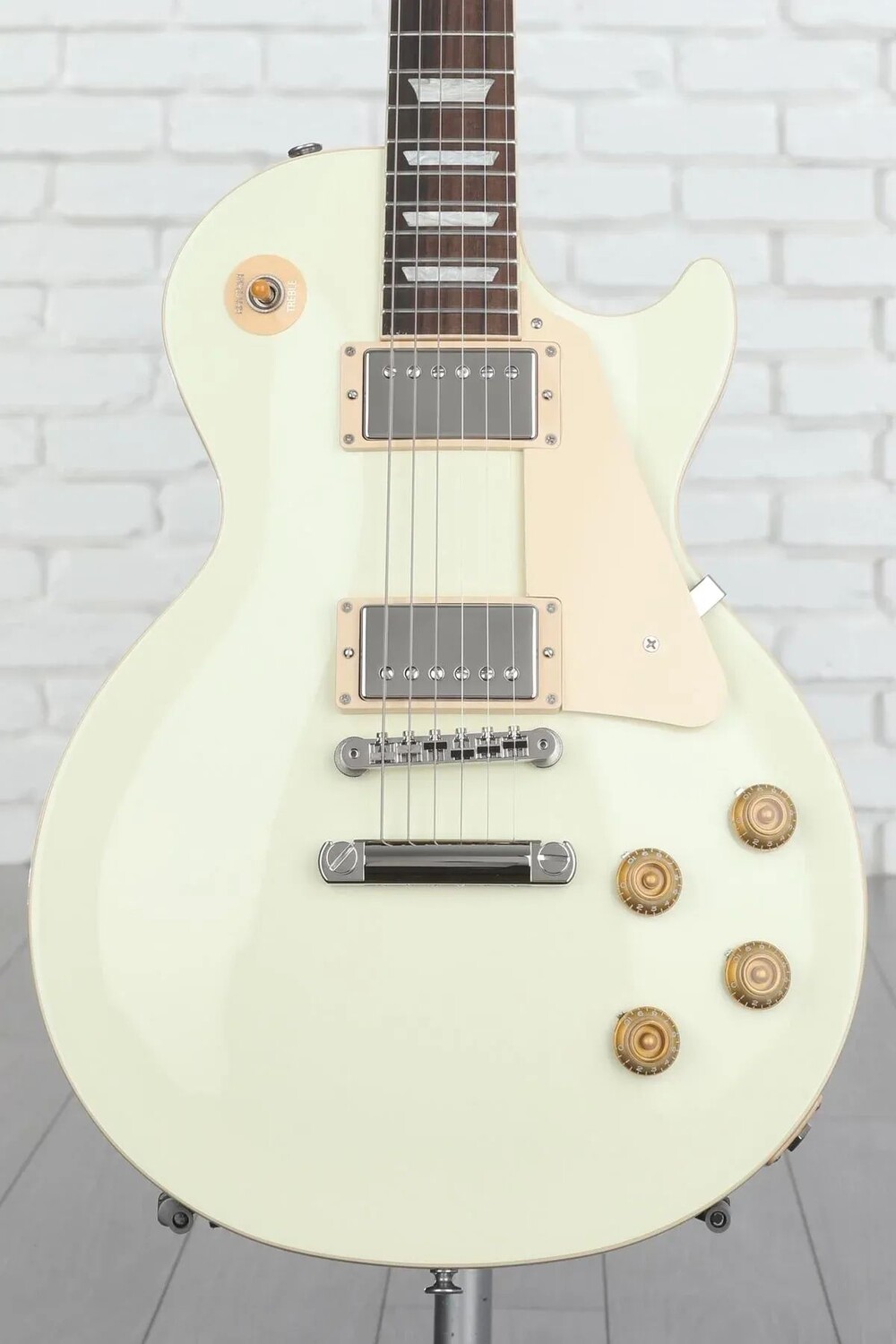 Новая электрогитара Gibson Les Paul Standard '50s Plain Top - классический белый
Новая электрогитара Gibson Les Paul Standard '50s Plain Top - классический белый