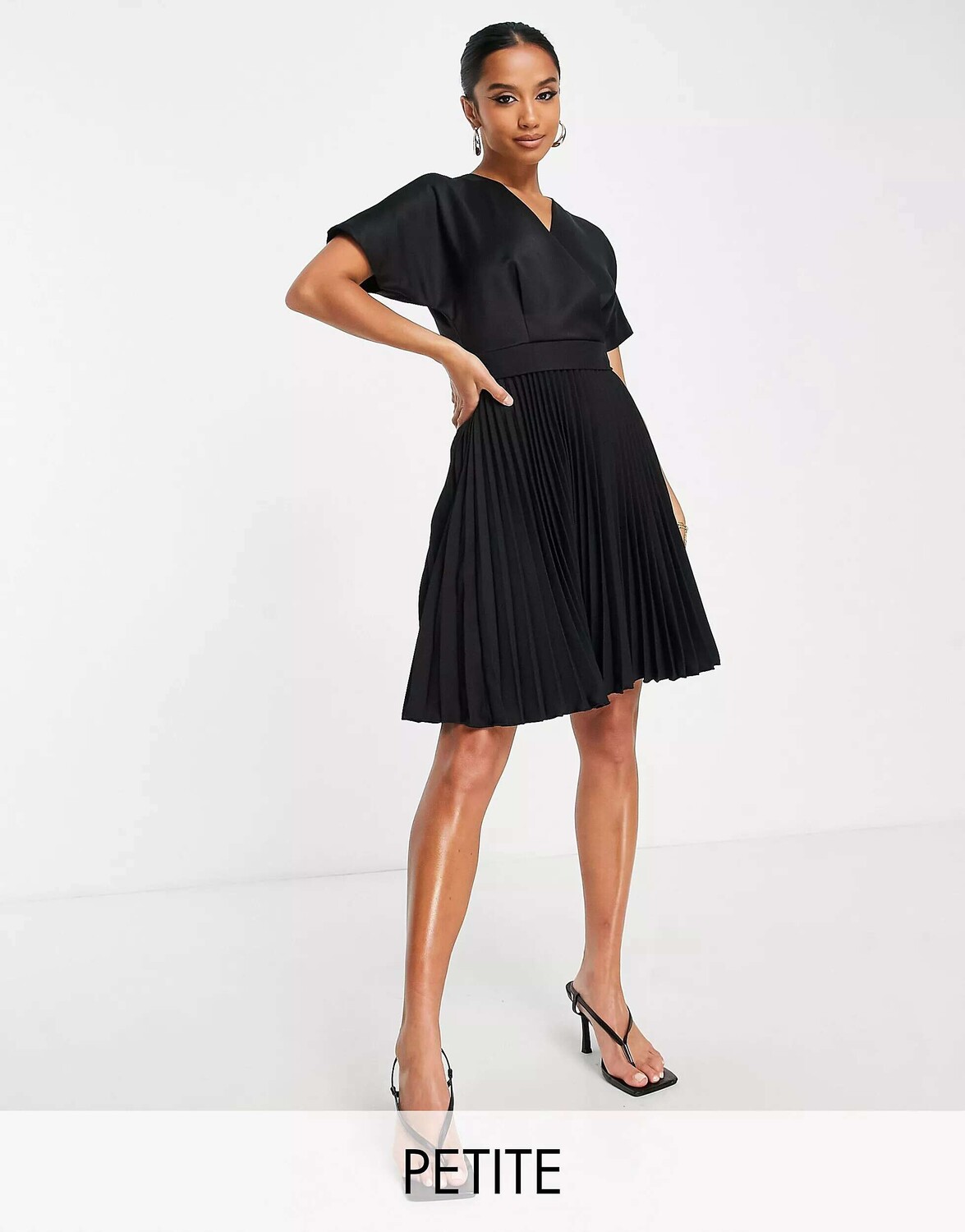 Closet London Черное плиссированное мини-платье с запахом спереди Petite, Черный, Closet London Черное плиссированное мини-платье с запахом спереди Petite
Closet London Черное плиссированное мини-платье с запахом спереди Petite, Черный, Closet London Черное плиссированное мини-платье с запахом спереди Petite