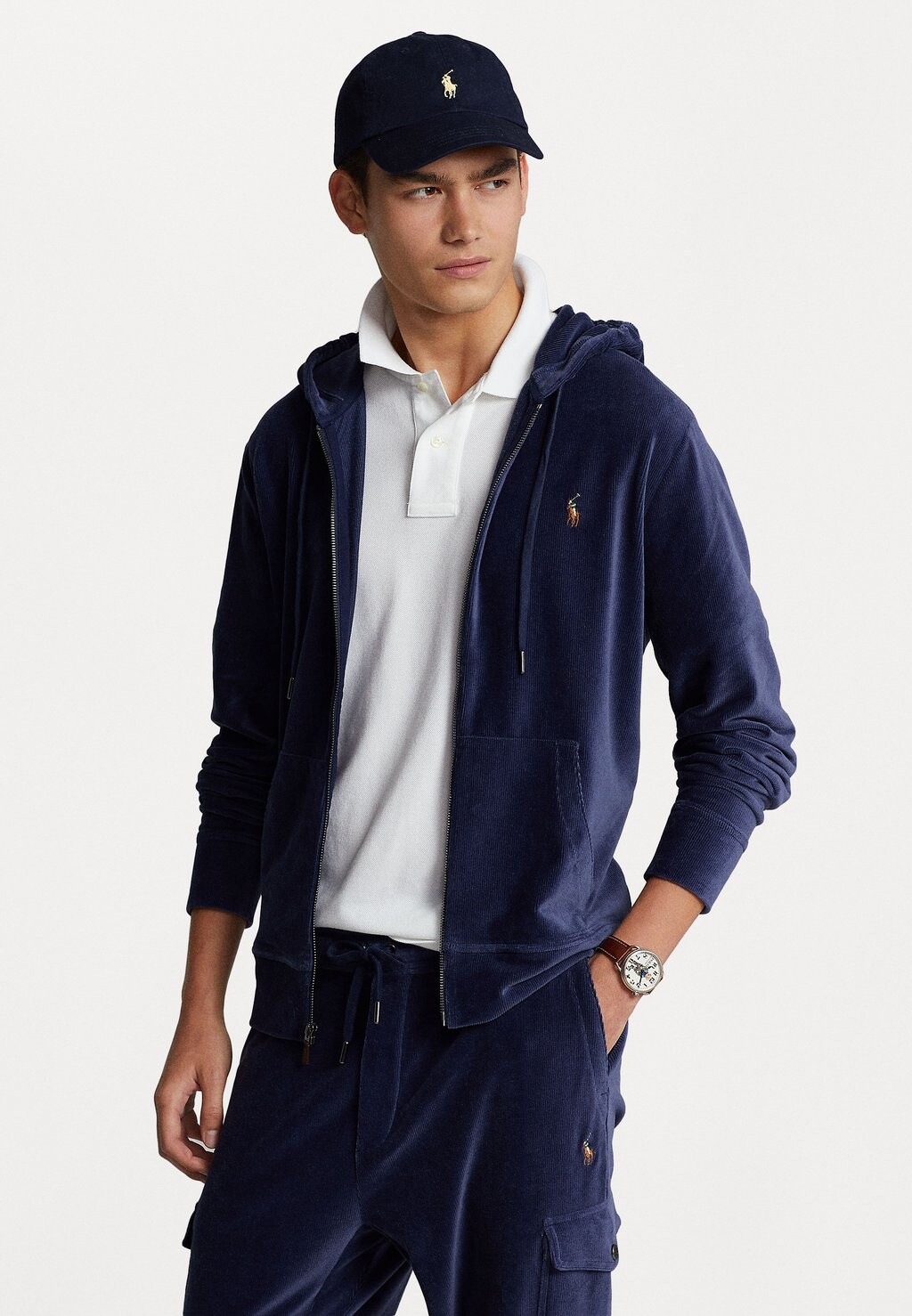 Толстовка на молнии LONG SLEEVE FULL ZIP Polo Ralph Lauren, темно-синий Ньюпорт
Толстовка на молнии LONG SLEEVE FULL ZIP Polo Ralph Lauren, темно-синий Ньюпорт