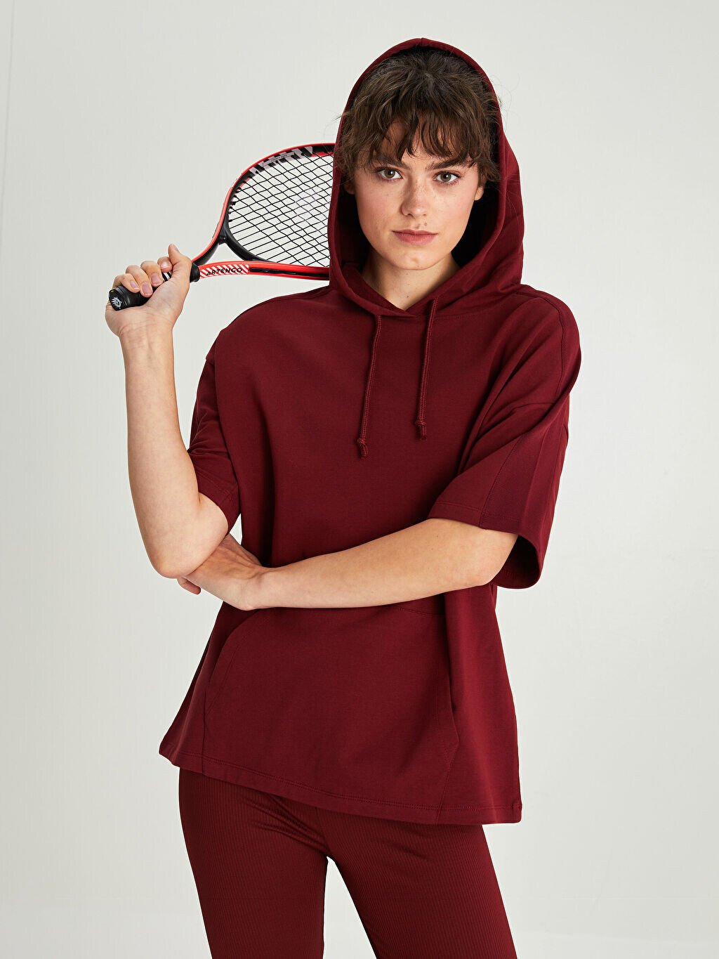 Женская спортивная футболка с капюшоном и коротким рукавом LCW Active, Коричневый
Женская спортивная футболка с капюшоном и коротким рукавом LCW Active, Коричневый