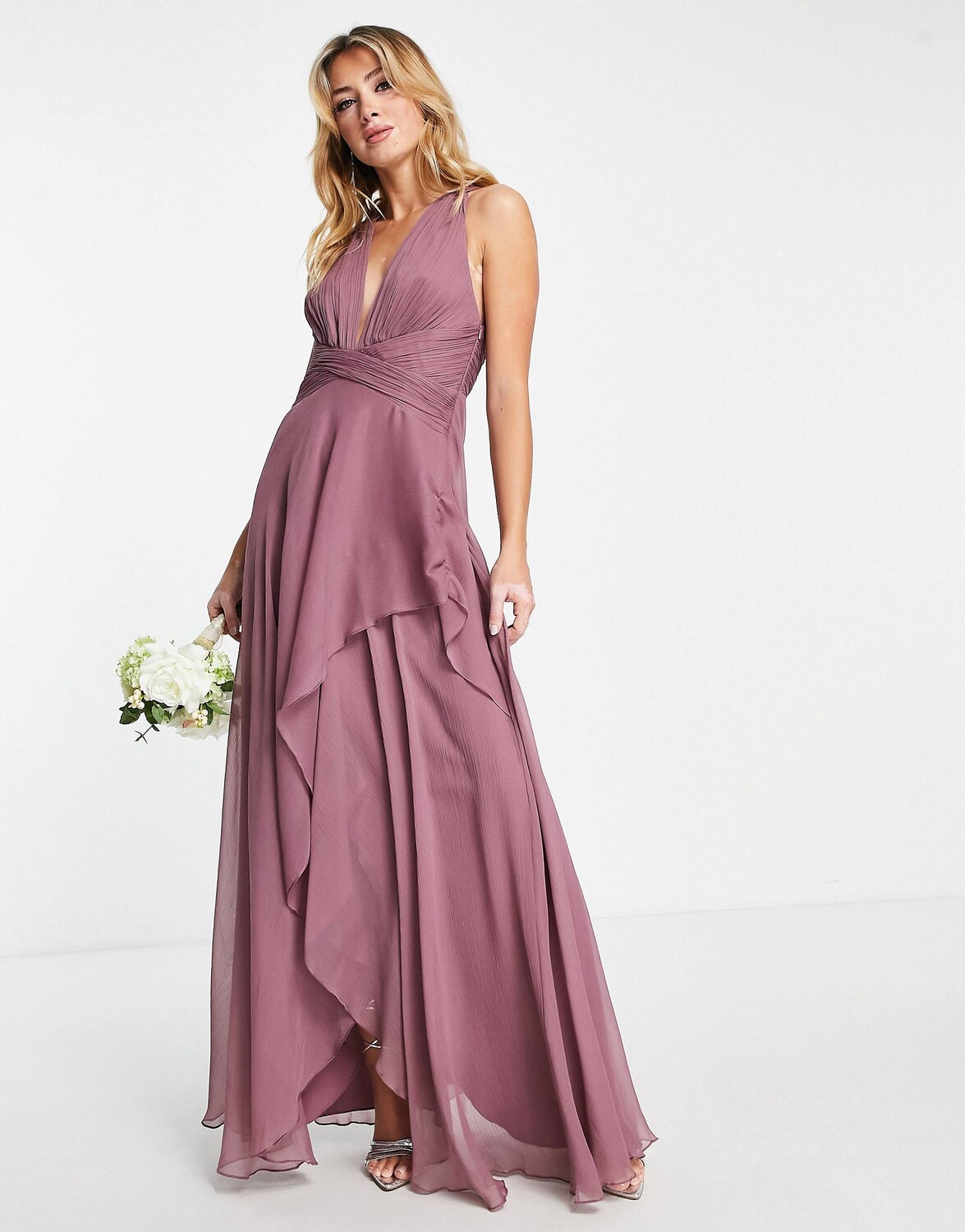 Розовое платье макси с лифом и многослойной юбкой с запахом ASOS DESIGN Bridesmaid
Розовое платье макси с лифом и многослойной юбкой с запахом ASOS DESIGN Bridesmaid