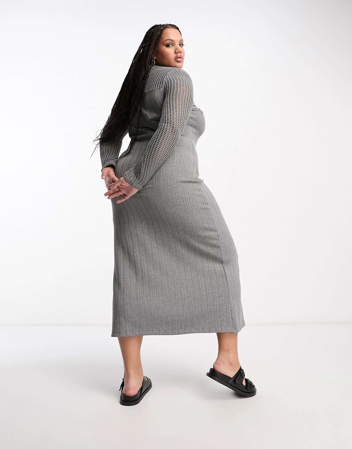 Серое платье миди в рубчик с длинными рукавами и вязаной крючком ASOS DESIGN Curve, Серый
Серое платье миди в рубчик с длинными рукавами и вязаной крючком ASOS DESIGN Curve, Серый