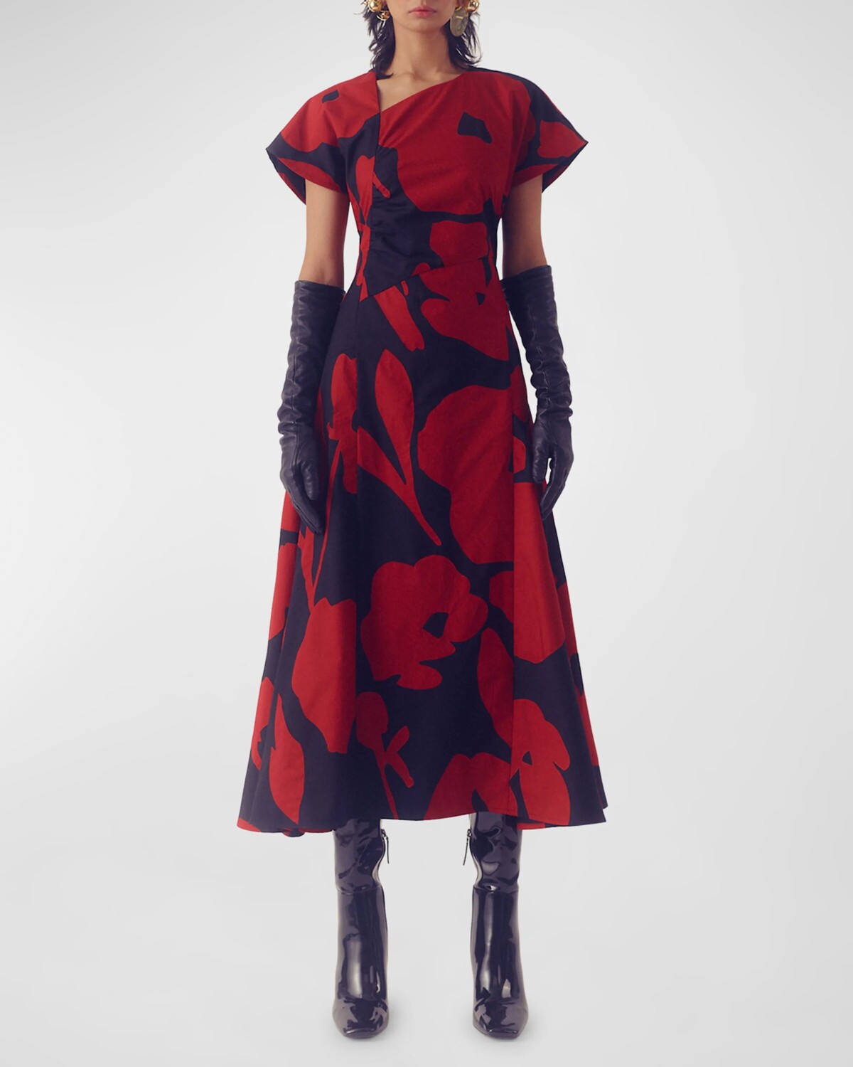 Асимметричное платье миди с цветочным принтом Regalia LOVEBIRDS, цвет Black Red
Асимметричное платье миди с цветочным принтом Regalia LOVEBIRDS, цвет Black Red