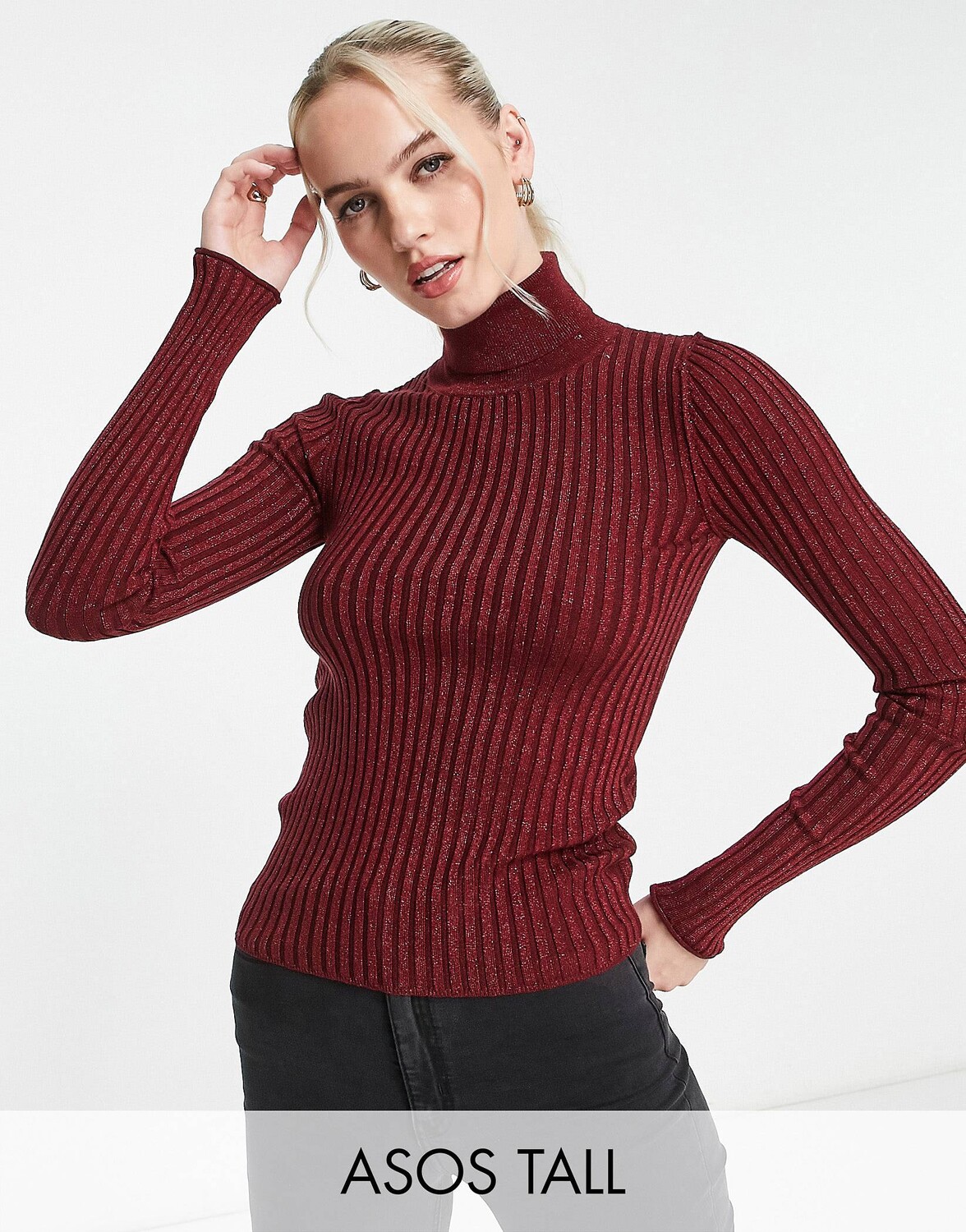 Темно-красный джемпер в рубчик с высоким воротником ASOS DESIGN Tall из металлизированной пряжи ASOS DESIGN Tall
Темно-красный джемпер в рубчик с высоким воротником ASOS DESIGN Tall из металлизированной пряжи ASOS DESIGN Tall