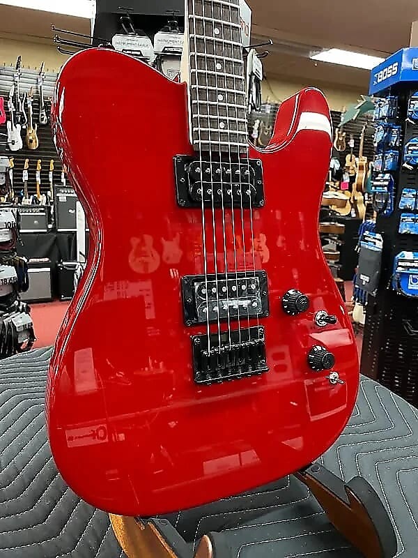 Fender Boxer Series Telecaster HH, накладка на гриф из палисандра, цвет Torino Red Boxer Series Telecaster HH, Rosewood Fingerboard, Torino Red
Fender Boxer Series Telecaster HH, накладка на гриф из палисандра, цвет Torino Red Boxer Series Telecaster HH, Rosewood Fingerboard, Torino Red