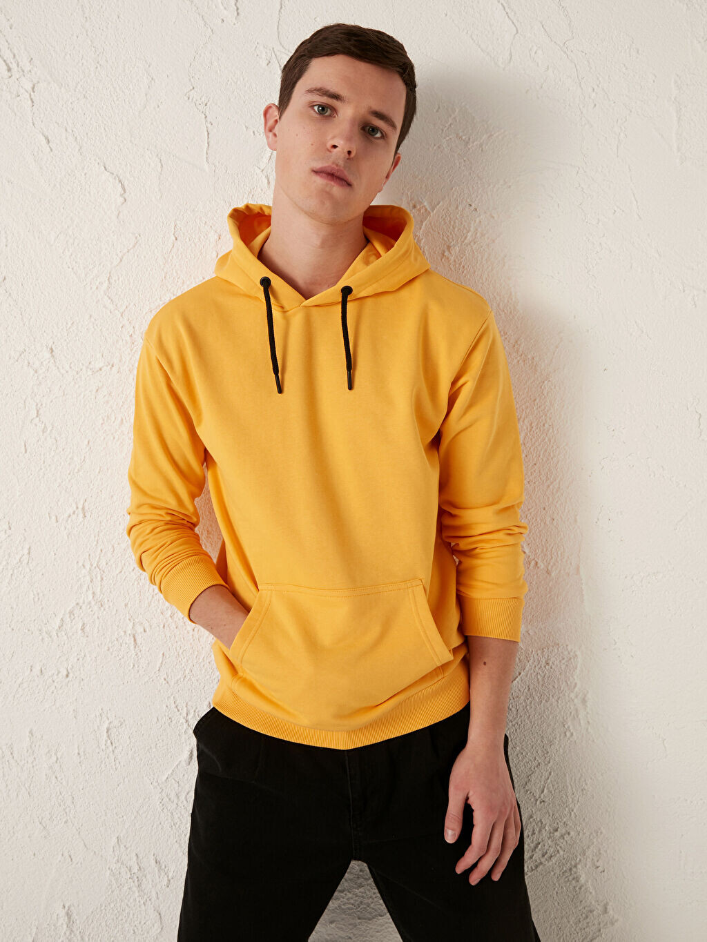Базовая толстая мужская толстовка с капюшоном и длинными рукавами LCW Casual, Оранжевый
Базовая толстая мужская толстовка с капюшоном и длинными рукавами LCW Casual, Оранжевый