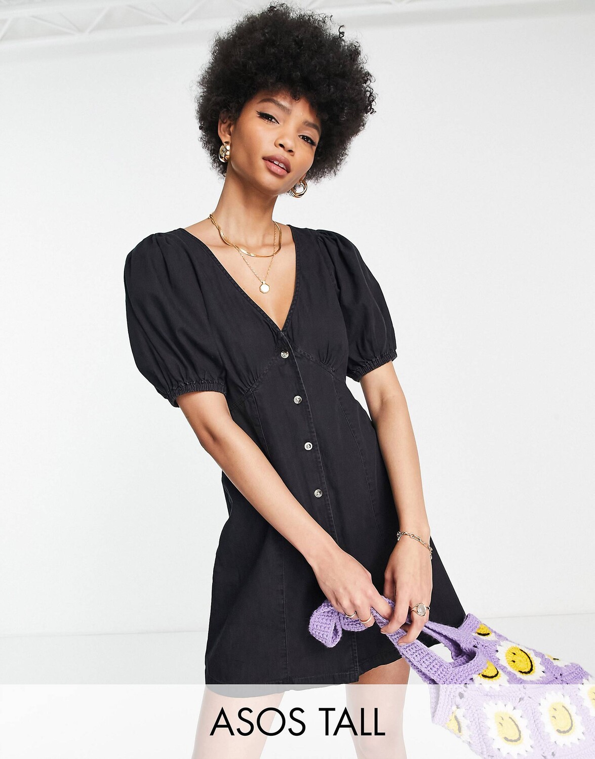 Черное выстиранное мини-платье мини из мягкого денима ASOS DESIGN Tall со швами ASOS DESIGN Tall
Черное выстиранное мини-платье мини из мягкого денима ASOS DESIGN Tall со швами ASOS DESIGN Tall