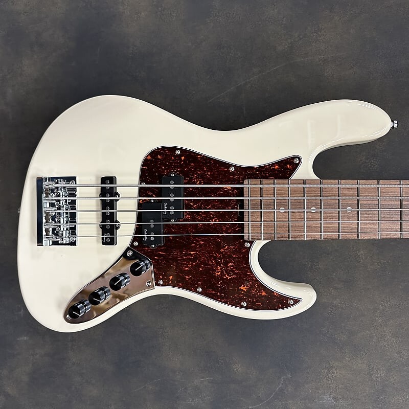Басс гитара Sadowsky MetroExpress Hybrid P/J Bass 5-String with Pau Ferro Fretboard 2023 - Present - Olympic White
Басс гитара Sadowsky MetroExpress Hybrid P/J Bass 5-String with Pau Ferro Fretboard 2023 - Present - Olympic White