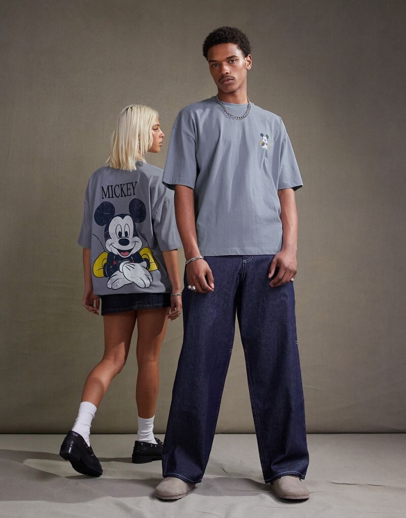 Размытая синяя футболка унисекс в стиле унисекс с принтом Disney Mickey Mouse ASOS
Размытая синяя футболка унисекс в стиле унисекс с принтом Disney Mickey Mouse ASOS