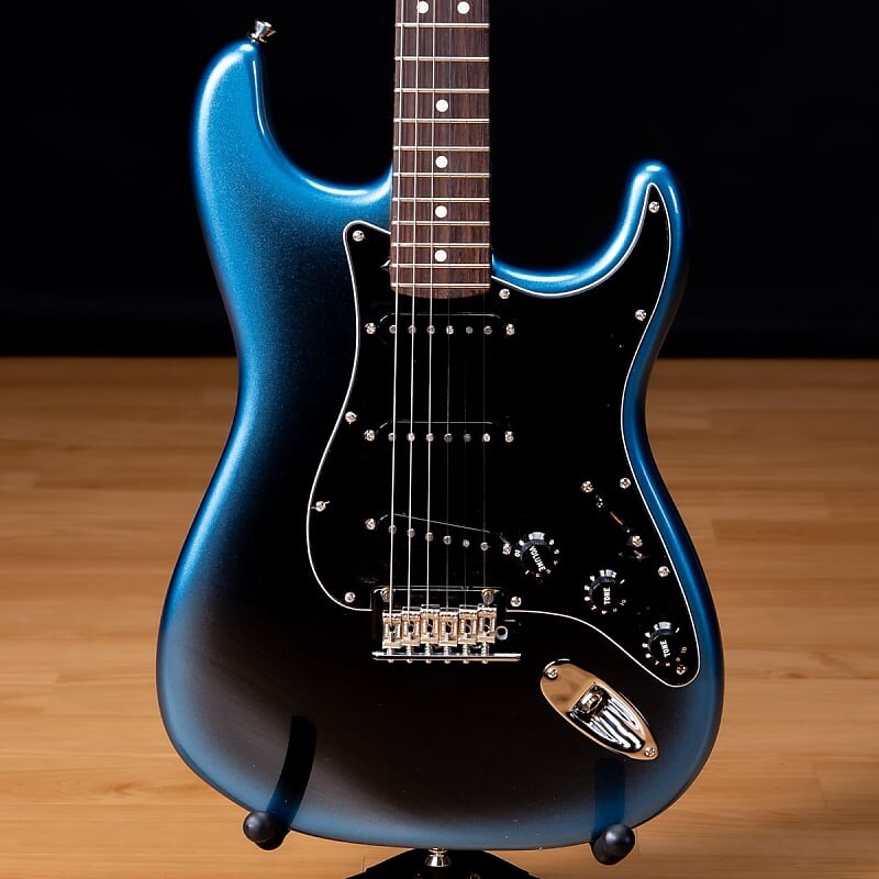 Fender American Pro II Stratocaster - палисандр, Dark Night SN US22109874 American Pro II Stratocaster Rosewood Dark Night
Fender American Pro II Stratocaster - палисандр, Dark Night SN US22109874 American Pro II Stratocaster Rosewood Dark Night