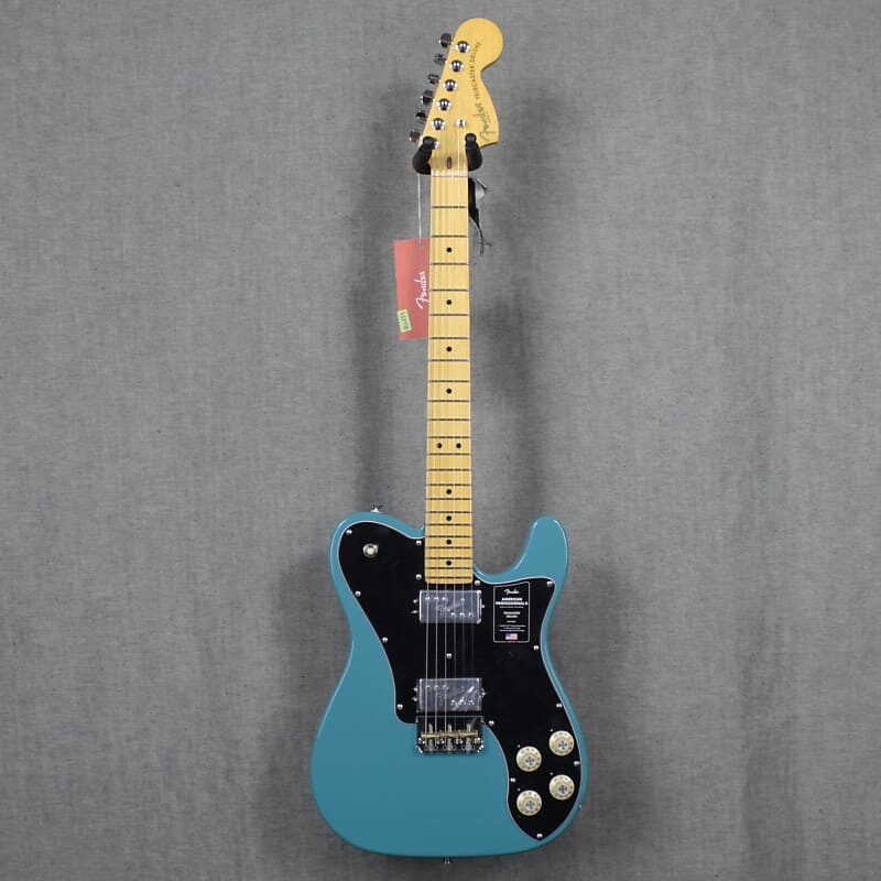 Fender American Professional II Telecaster Deluxe - Кленовая накладка на гриф Майами Блю
Fender American Professional II Telecaster Deluxe - Кленовая накладка на гриф Майами Блю