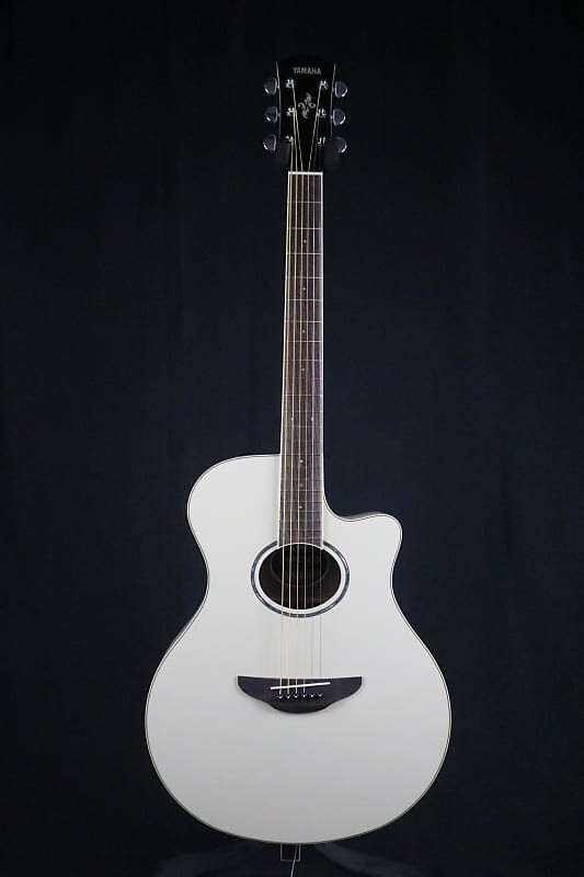 Yamaha APX600 Thinline с электроникой Vintage White APX600 Thinline with Electronics
Yamaha APX600 Thinline с электроникой Vintage White APX600 Thinline with Electronics