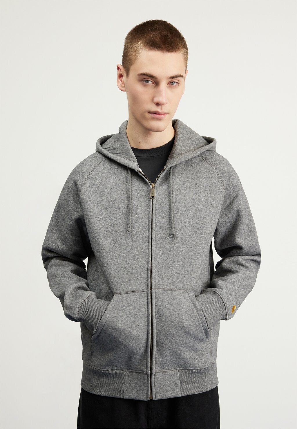 Толстовка на молнии Hooded Chase Jacket Carhartt WIP, цвет dark grey heather/gold
Толстовка на молнии Hooded Chase Jacket Carhartt WIP, цвет dark grey heather/gold