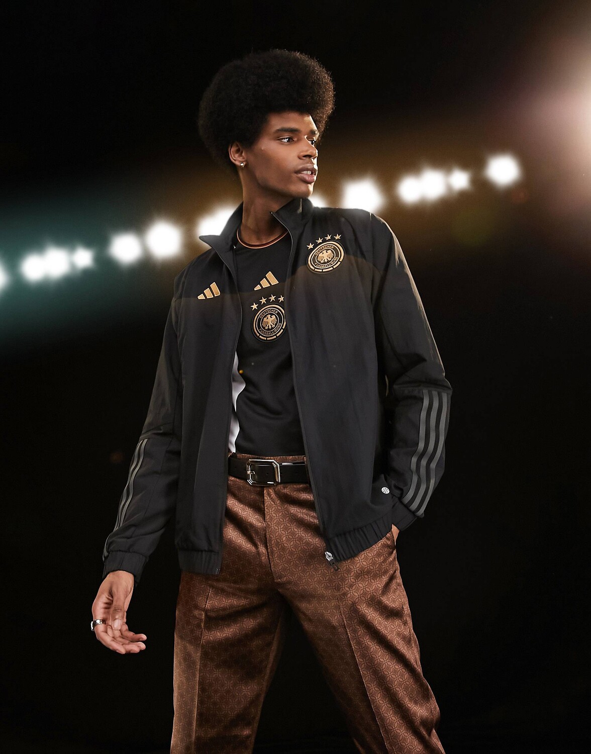 Черная спортивная футболка с тремя полосками adidas Football Germany World Cup 2022 Pre-Match
Черная спортивная футболка с тремя полосками adidas Football Germany World Cup 2022 Pre-Match