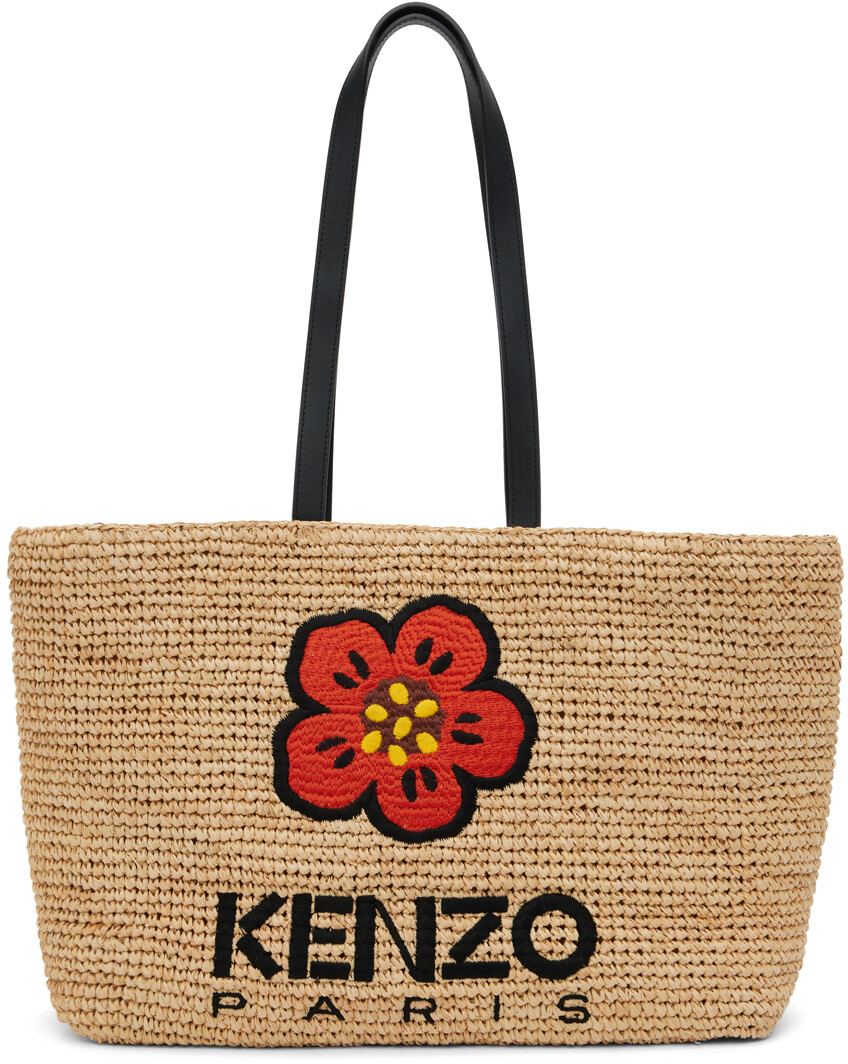 Бежевая большая объемная сумка с короткими ручками Kenzo Paris с цветочным принтом боке
Бежевая большая объемная сумка с короткими ручками Kenzo Paris с цветочным принтом боке