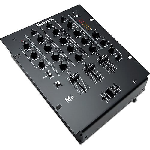 Numark M4 - трехканальный DJ-микшер с 3-полосным эквалайзером (черный) M4 - Three-Channel DJ Mixer with 3-Band EQ (Black)
Numark M4 - трехканальный DJ-микшер с 3-полосным эквалайзером (черный) M4 - Three-Channel DJ Mixer with 3-Band EQ (Black)