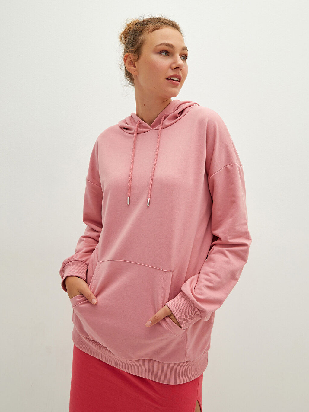 Прямая женская толстовка с длинным рукавом и воротником с капюшоном LCW Casual, Коричневый
Прямая женская толстовка с длинным рукавом и воротником с капюшоном LCW Casual, Коричневый