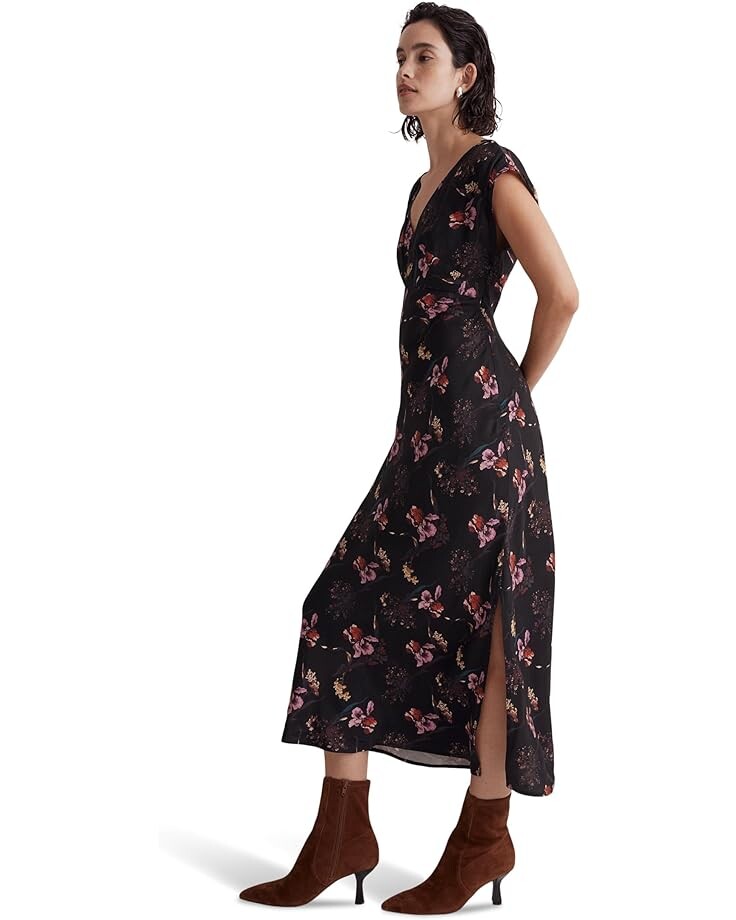 Платье Madewell Wide V-Neck Midi Dress in Floral Cupro-Blend, цвет Floral True Black
Платье Madewell Wide V-Neck Midi Dress in Floral Cupro-Blend, цвет Floral True Black
