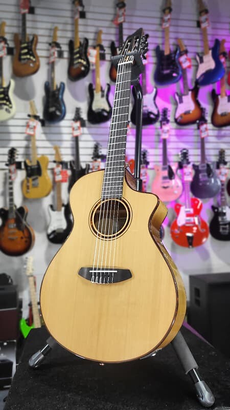 Акустическая гитара Breedlove ECO Pursuit Exotic S Concert CE Nylon String Acoustic-Electric Guitar - Red Cedar! 734
Акустическая гитара Breedlove ECO Pursuit Exotic S Concert CE Nylon String Acoustic-Electric Guitar - Red Cedar! 734