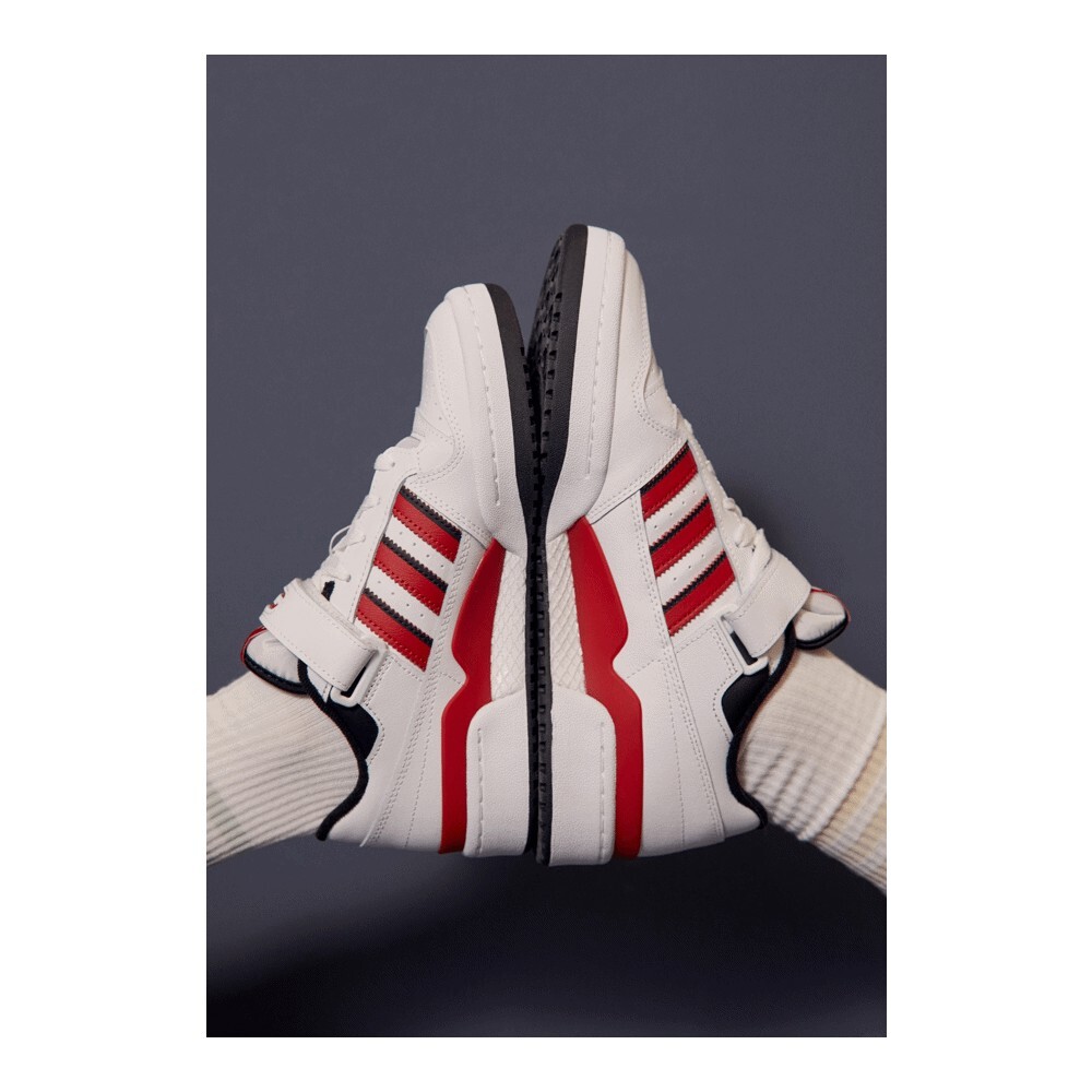 Кроссовки Adidas Originals Forum Low Unisex, footwear white/team power red/core black
Кроссовки Adidas Originals Forum Low Unisex, footwear white/team power red/core black