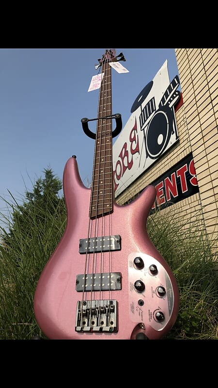 Ibanez Standard SR300E 4-струнная электрическая бас-гитара, металлик розового золота
Ibanez Standard SR300E 4-струнная электрическая бас-гитара, металлик розового золота