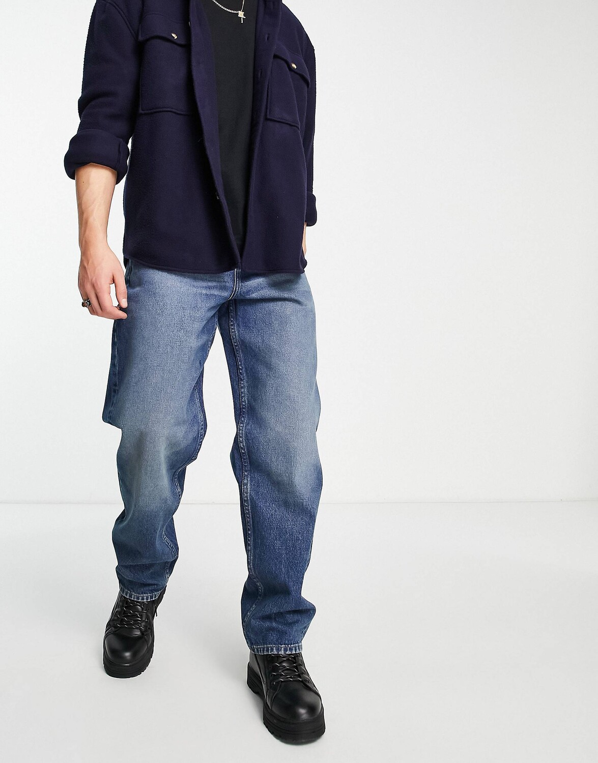 Темно-синие мешковатые джинсы ASOS DESIGN Cone Mill Denim в стиле американской классики
Темно-синие мешковатые джинсы ASOS DESIGN Cone Mill Denim в стиле американской классики