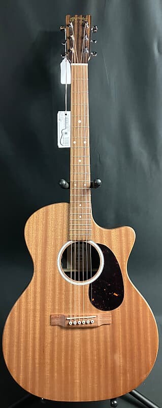 Акустическая электрогитара Martin GPC-X2E Grand Performance Sapele/ Macassar с сумкой для переноски
Акустическая электрогитара Martin GPC-X2E Grand Performance Sapele/ Macassar с сумкой для переноски