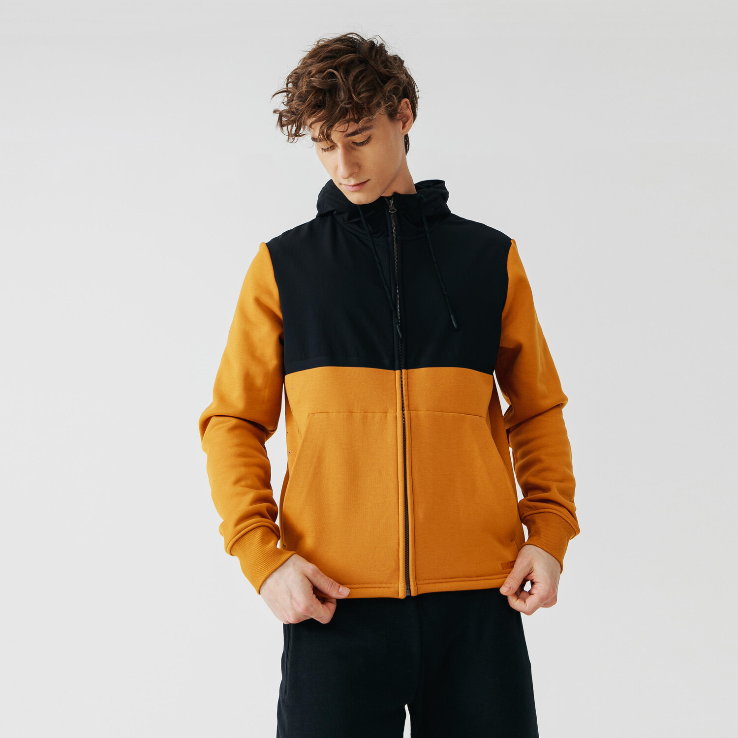 Куртка спортивная с капюшоном Kalenji Warm+ мужская охра коричневая, охра/черный
Куртка спортивная с капюшоном Kalenji Warm+ мужская охра коричневая, охра/черный