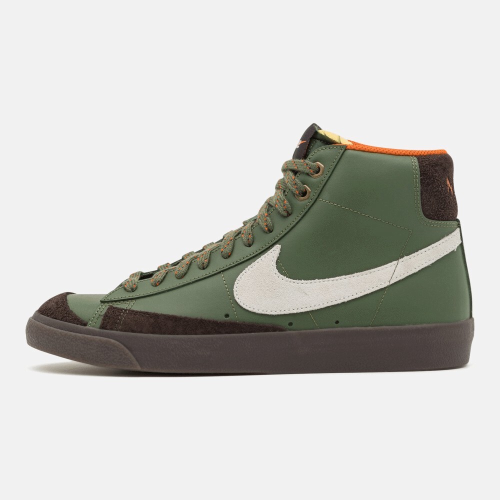 Кроссовки Nike Sportswear Blazer Mid 77 Vntg Ff Unisex, army olive/summit white/campfire orange/dark brown/brown
Кроссовки Nike Sportswear Blazer Mid 77 Vntg Ff Unisex, army olive/summit white/campfire orange/dark brown/brown
