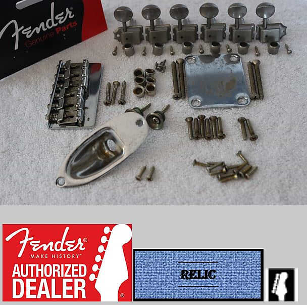 Комплект оборудования Fender American Vintage Aged/Relic Hardtail Chrome Stratocaster с тюнерами 003-7592-049 003-7592 American Vintage '62 Stratocaster Hardtail Bridge Assembly
Комплект оборудования Fender American Vintage Aged/Relic Hardtail Chrome Stratocaster с тюнерами 003-7592-049 003-7592 American Vintage '62 Stratocaster Hardtail Bridge Assembly