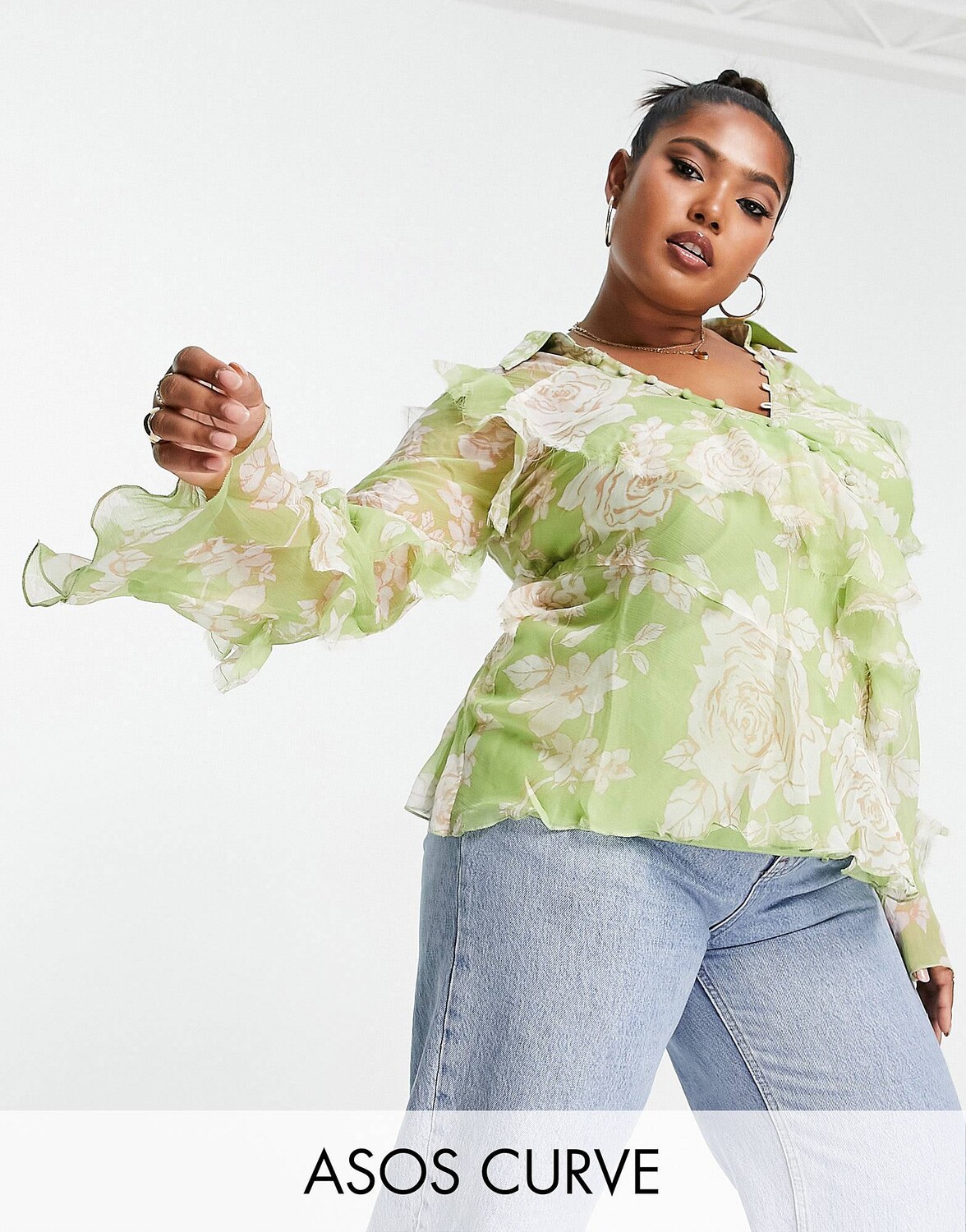 Зеленая блуза с цветочным принтом ASOS DESIGN Curve с оборками и пуговицами по краю с v-образным вырезом и рюшами ASOS DESIGN
Зеленая блуза с цветочным принтом ASOS DESIGN Curve с оборками и пуговицами по краю с v-образным вырезом и рюшами ASOS DESIGN