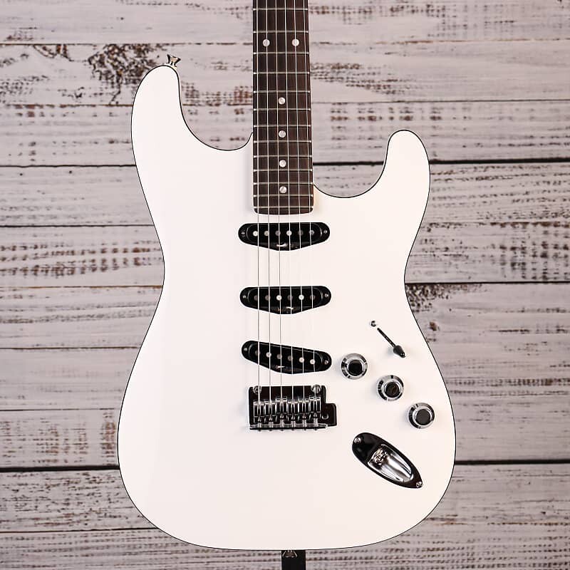 Электрогитара Fender Aerodyne Special Stratocaster | Накладка на гриф из палисандра | Ярко-белый
Электрогитара Fender Aerodyne Special Stratocaster | Накладка на гриф из палисандра | Ярко-белый
