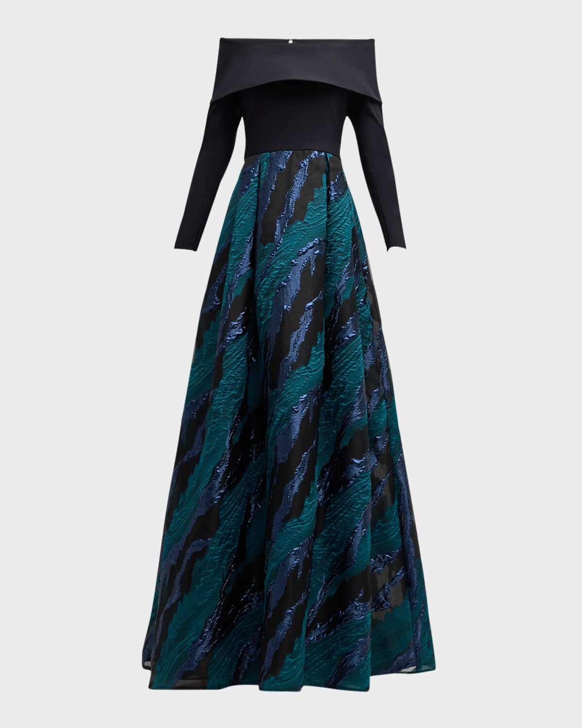 Жаккардовое платье из органзы с открытыми плечами Rickie Freeman For Teri Jon, цвет Black Teal
Жаккардовое платье из органзы с открытыми плечами Rickie Freeman For Teri Jon, цвет Black Teal