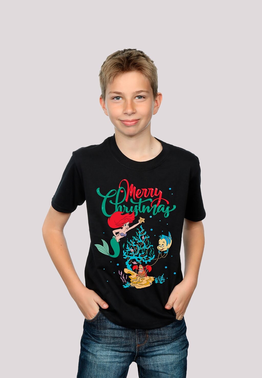Футболка с принтом Disney Arielle Die Meerjungfrau Weihnachten Premium Film Movie F4NT4STIC, черный
Футболка с принтом Disney Arielle Die Meerjungfrau Weihnachten Premium Film Movie F4NT4STIC, черный