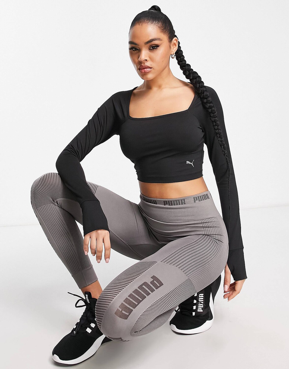 Черный топ с длинными рукавами и квадратным вырезом Puma Studio Granola с прорезями для больших пальцев
Черный топ с длинными рукавами и квадратным вырезом Puma Studio Granola с прорезями для больших пальцев