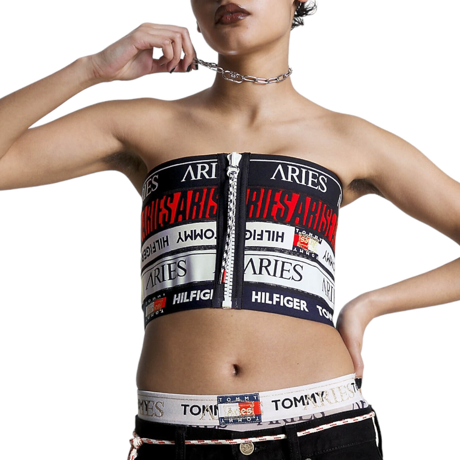 Топ Tommy Jeans by Tommy Hilfiger X Aries Logo Tape Tube, темно-синий/красный/белый
Топ Tommy Jeans by Tommy Hilfiger X Aries Logo Tape Tube, темно-синий/красный/белый