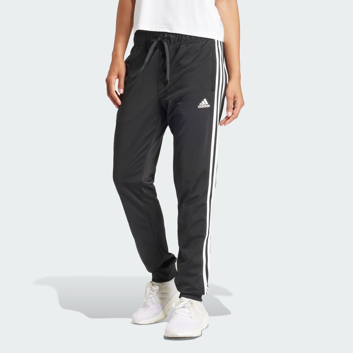 Узкие спортивные брюки зауженного кроя с 3 полосками Primegreen Essentials Warm-Up Adidas, цвет Black
Узкие спортивные брюки зауженного кроя с 3 полосками Primegreen Essentials Warm-Up Adidas, цвет Black