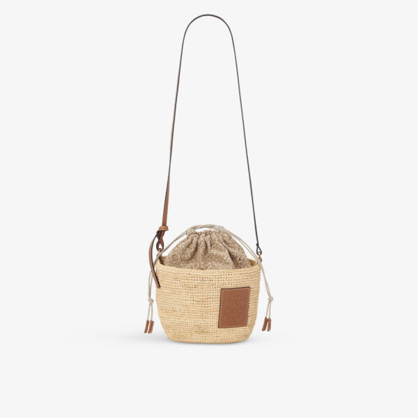 Сумка-корзина через плечо Loewe Paula Ibiza на шнурке из рафии и кожи Loewe, цвет natural/tan
Сумка-корзина через плечо Loewe Paula Ibiza на шнурке из рафии и кожи Loewe, цвет natural/tan