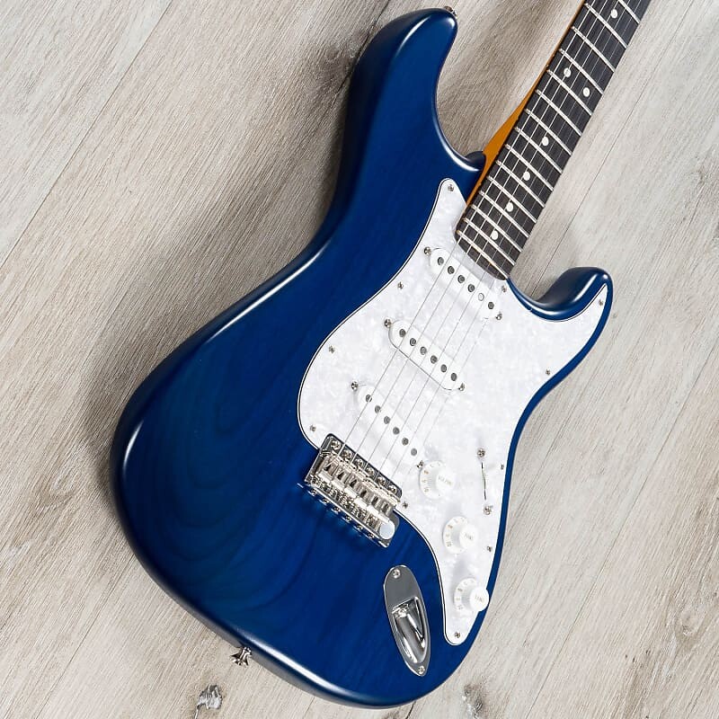 Электрогитара Fender Cory Wong Stratocaster Guitar, Rosewood Fingerboard, Sapphire Blue Transparent
Электрогитара Fender Cory Wong Stratocaster Guitar, Rosewood Fingerboard, Sapphire Blue Transparent