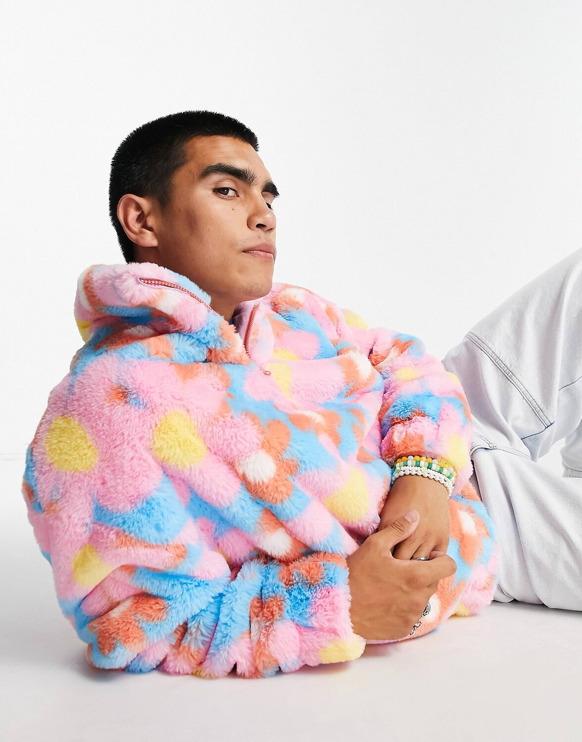 Толстовка оверсайз из искусственного меха на молнии ASOS DESIGN с цветочным принтом ASOS DESIGN
Толстовка оверсайз из искусственного меха на молнии ASOS DESIGN с цветочным принтом ASOS DESIGN